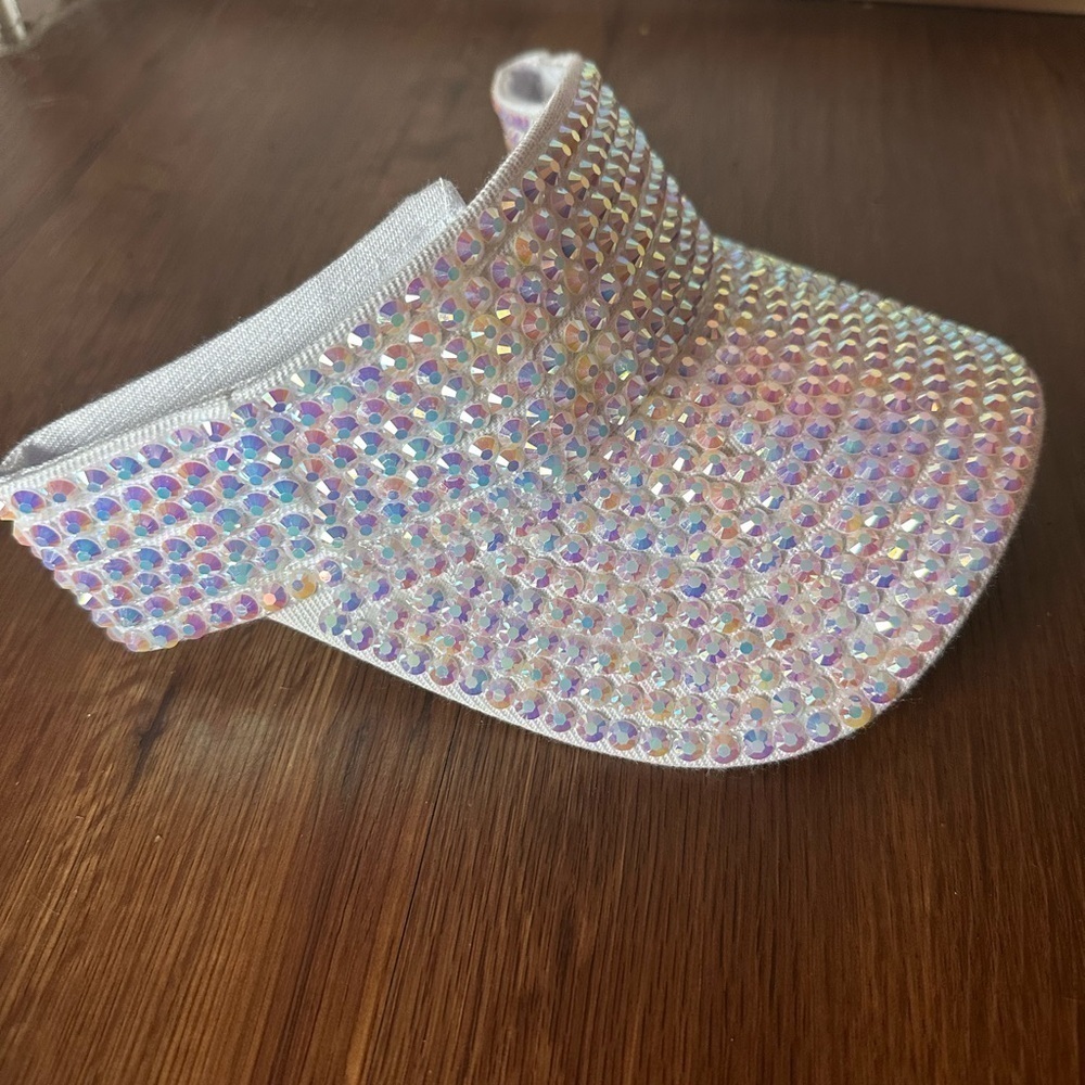 Rhinestone Visor - Picture 5 of 7